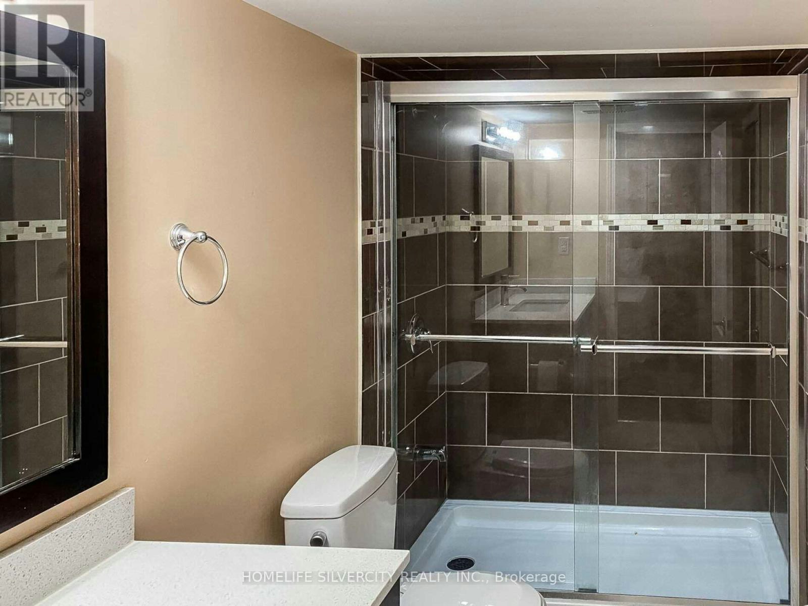 10 Bloom Drive, Brampton, ON, L6P 3C2 - 39