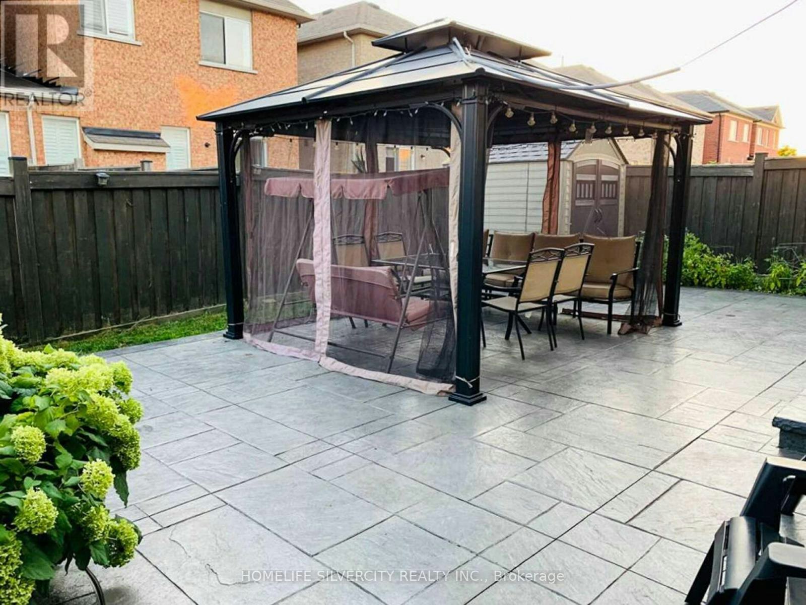 10 Bloom Drive, Brampton, ON, L6P 3C2 - 40