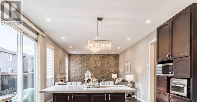 10 Bloom Drive, Brampton, ON, L6P 3C2 - 18