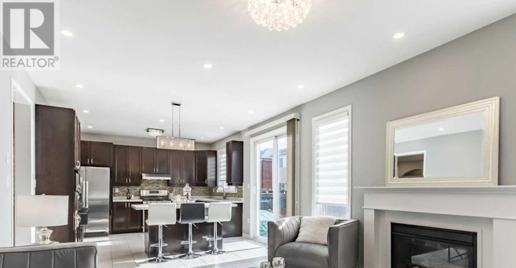10 Bloom Drive, Brampton, ON, L6P 3C2 - 14