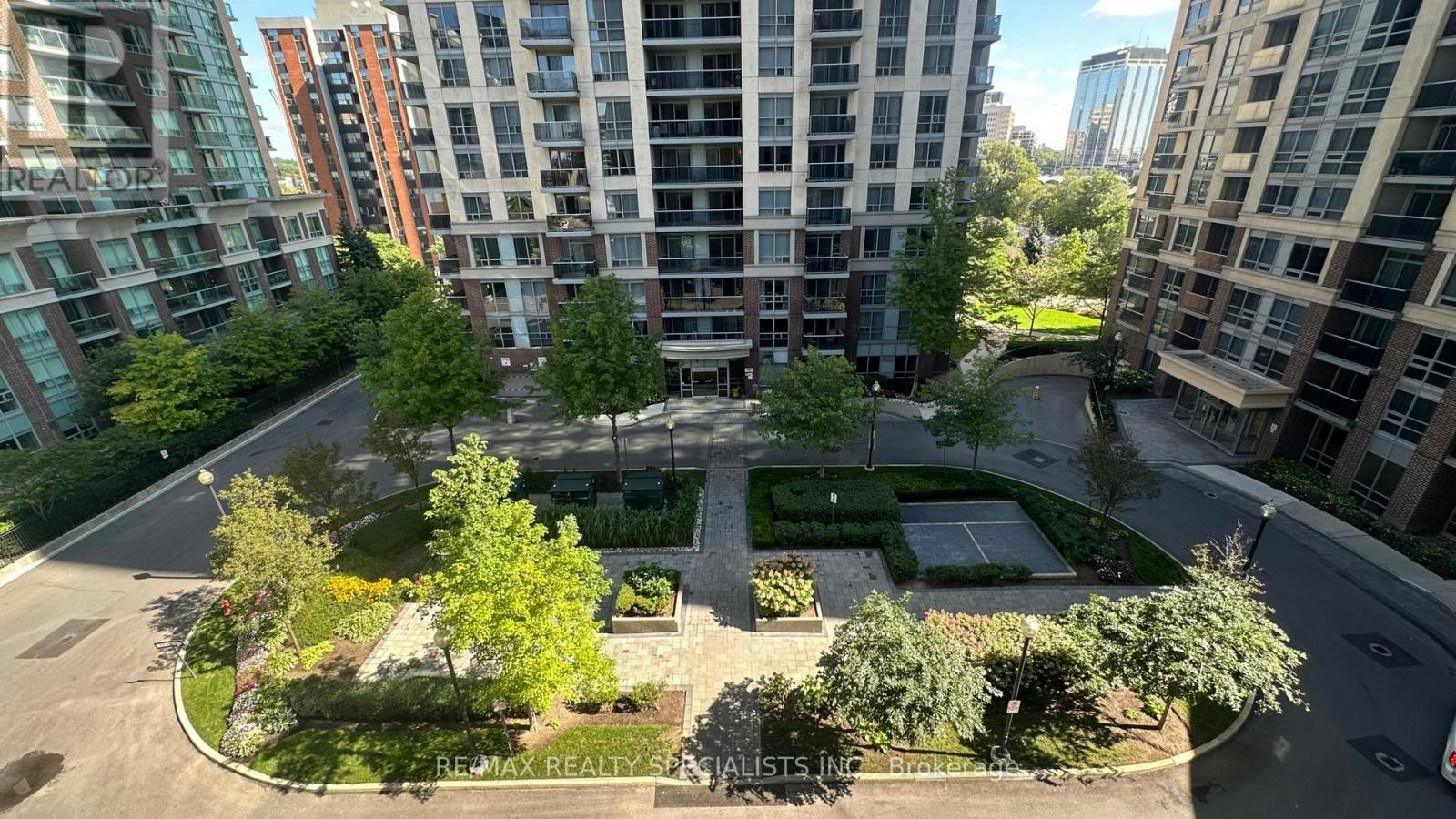 612-1 Michael Power Place, Toronto, ON, M9A 0A1 - 13