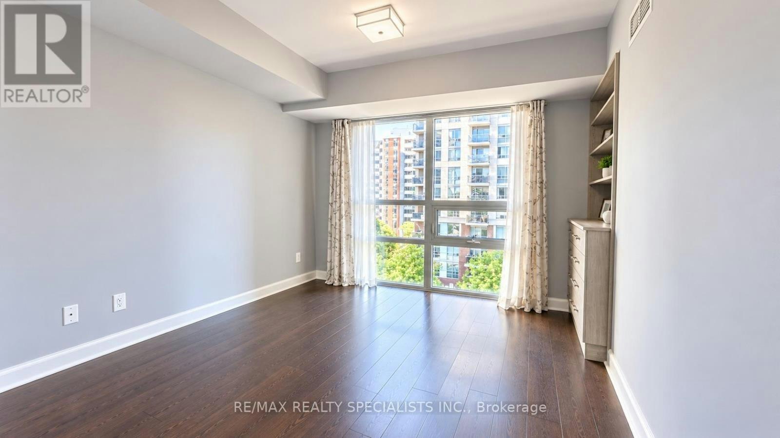 612-1 Michael Power Place, Toronto, ON, M9A 0A1 - 8