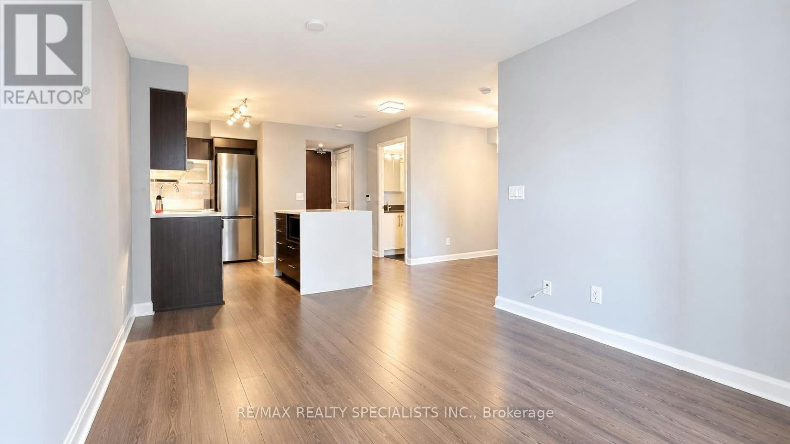 612-1 Michael Power Place, Toronto, ON, M9A 0A1 - 5