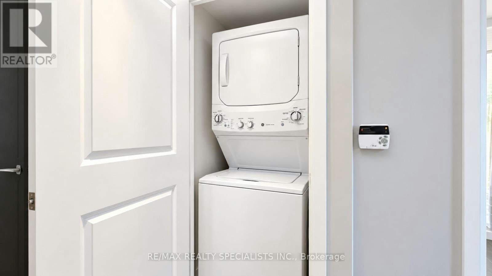 612-1 Michael Power Place, Toronto, ON, M9A 0A1 - 12