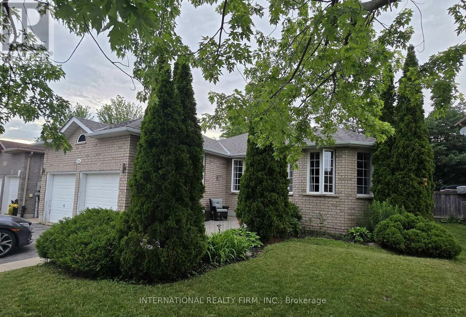 132 Esther Drive, Barrie, ON, L4N 0V5