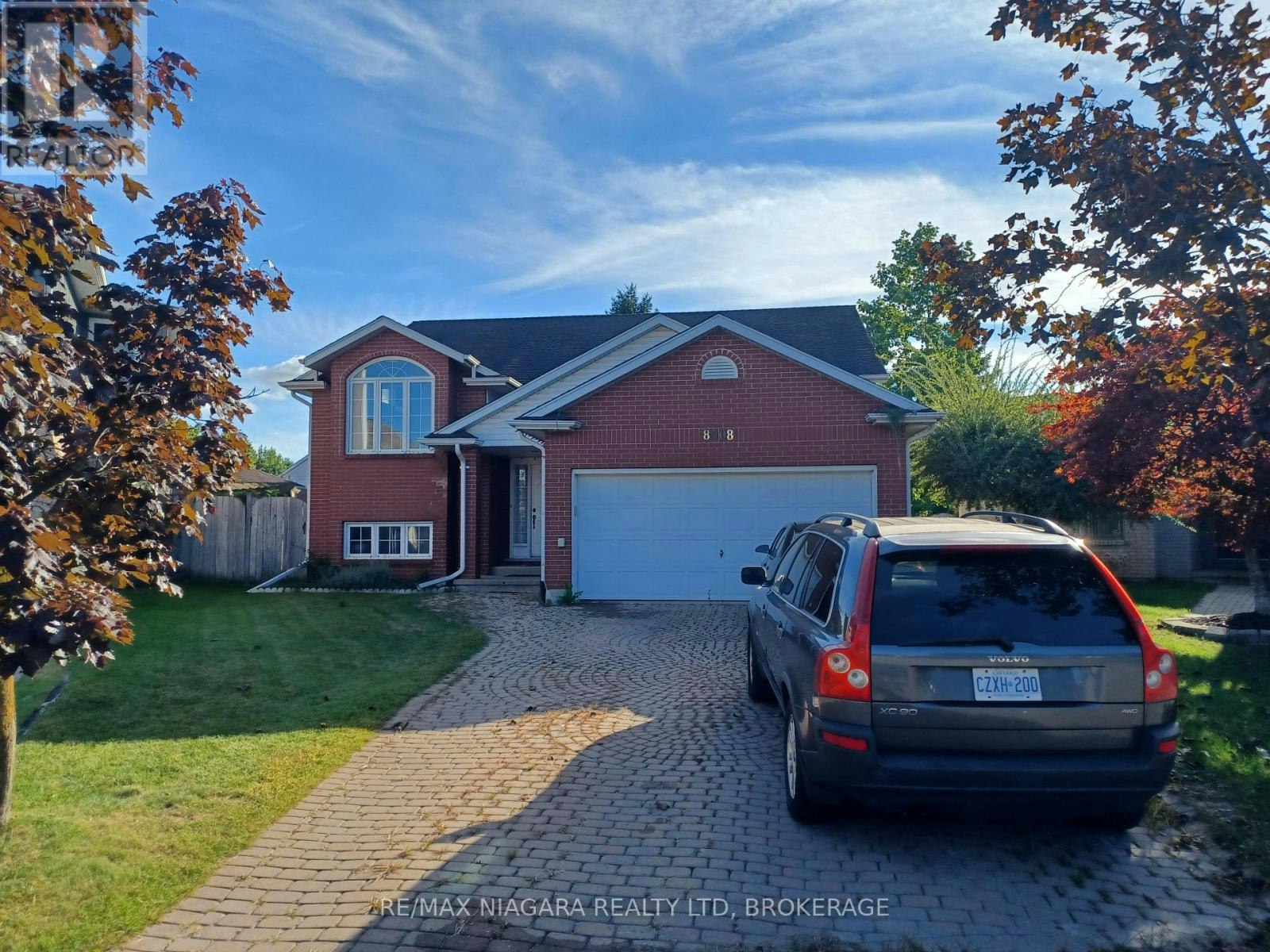 8008 Grossi Court, Niagara Falls, ON, L2H 3G8