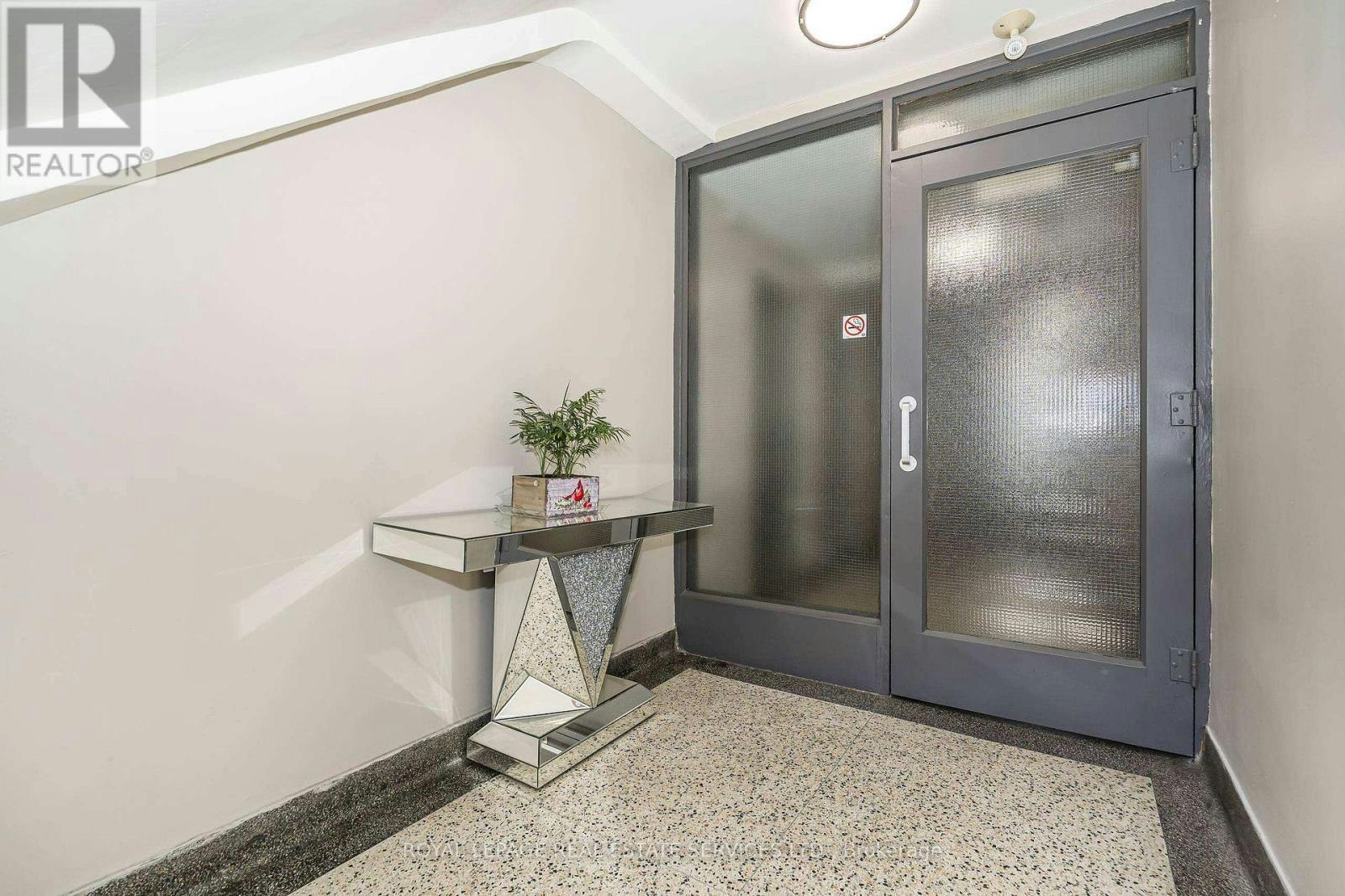1A-2637 Keele Street, Toronto, ON, M6L 2P2 - 25
