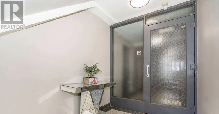 1A-2637 Keele Street, Toronto, ON, M6L 2P2 - 25
