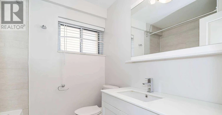 1A-2637 Keele Street, Toronto, ON, M6L 2P2 - 23