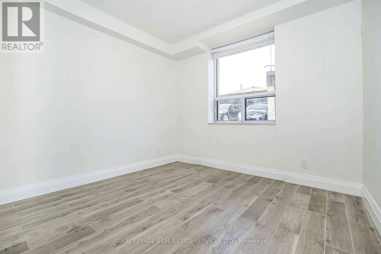 1A-2637 Keele Street, Toronto, ON, M6L 2P2 - 19