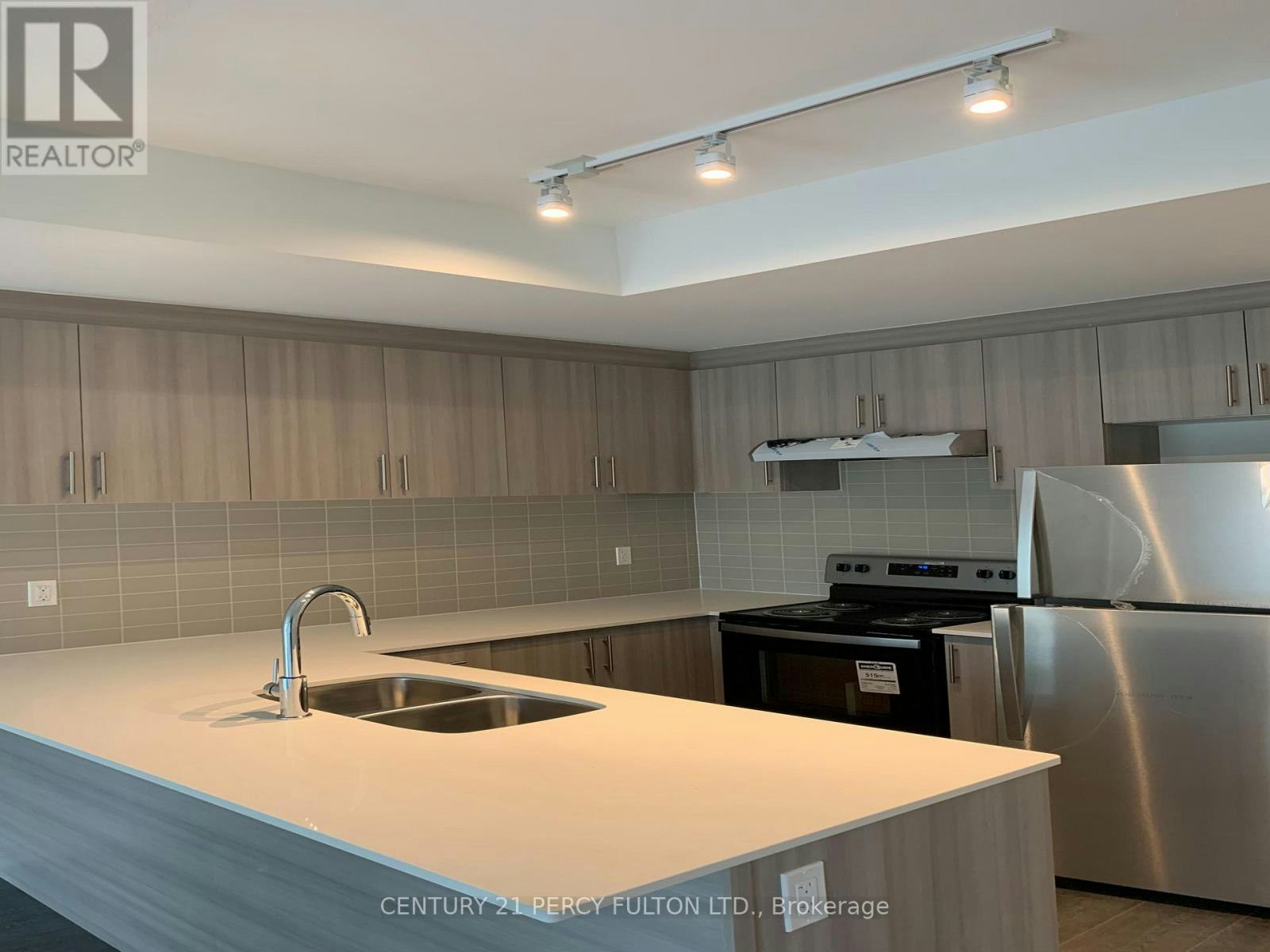 9B Falaise Road, Toronto, ON, M1E 3B6 - 7
