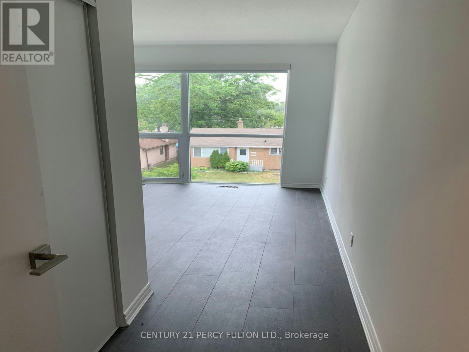 9B Falaise Road, Toronto, ON, M1E 3B6 - 18