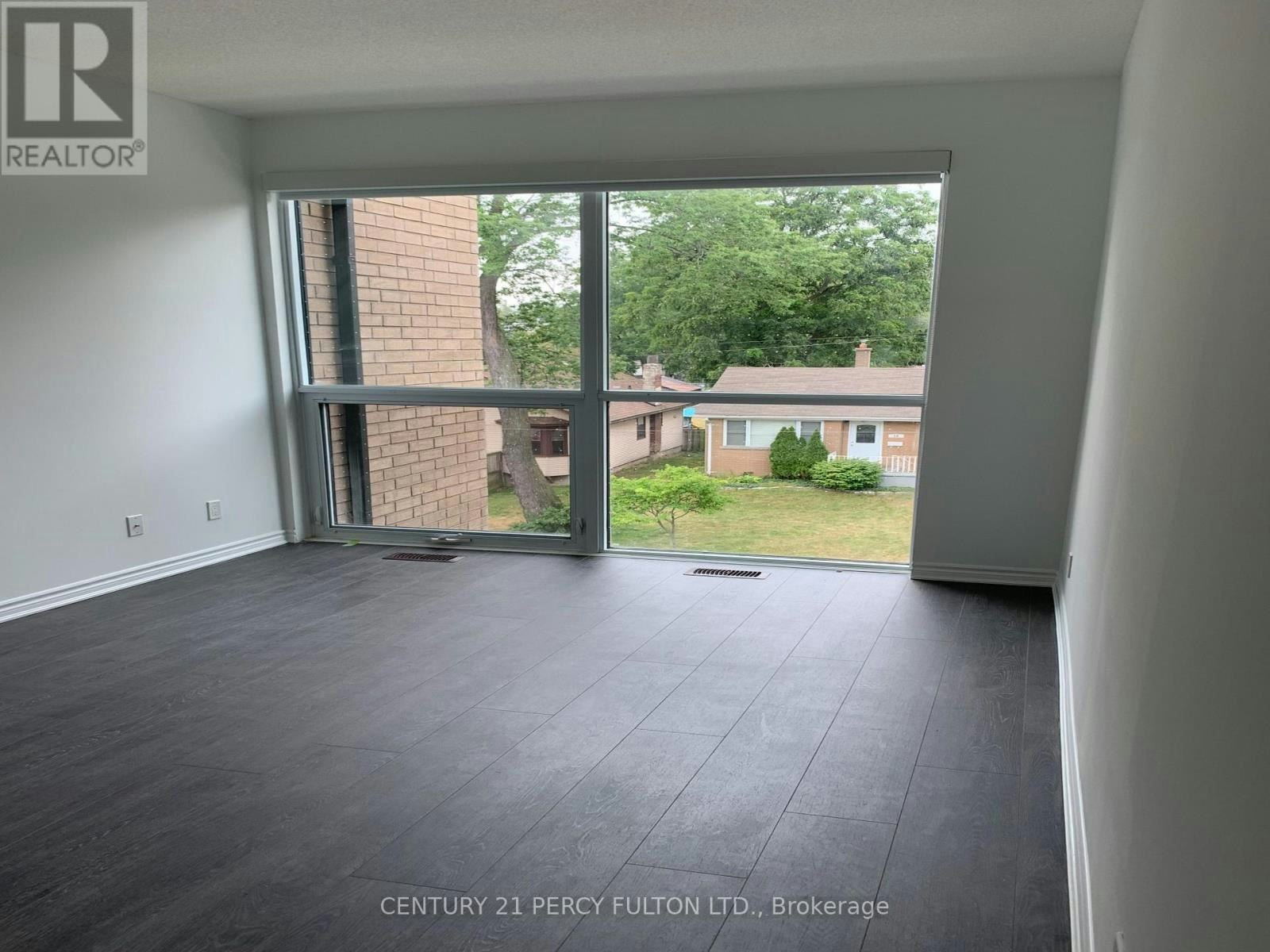 9B Falaise Road, Toronto, ON, M1E 3B6 - 20