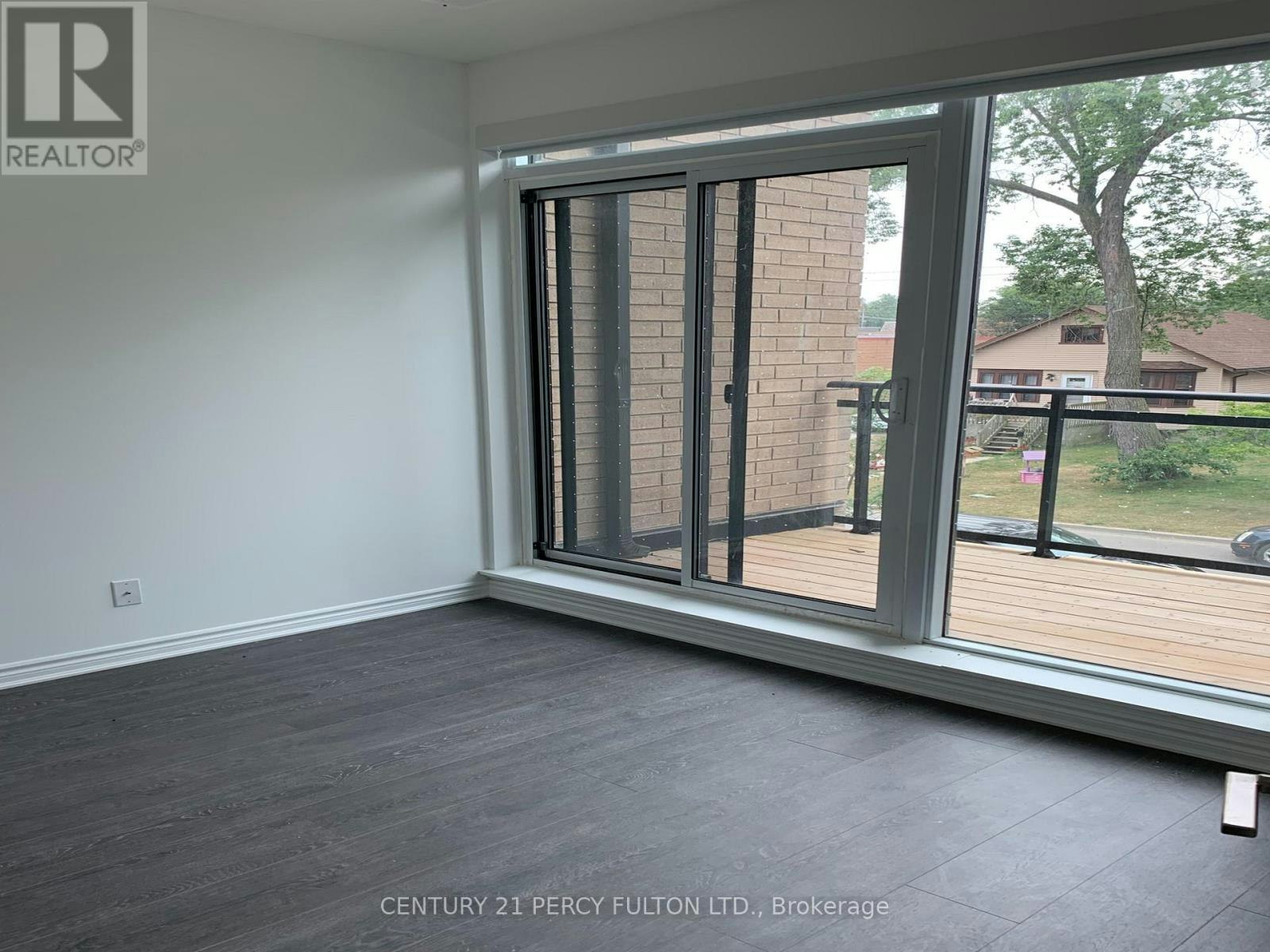 9B Falaise Road, Toronto, ON, M1E 3B6 - 11