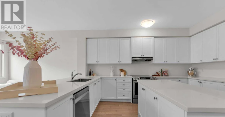 44 Boiton Street, Richmond Hill, ON, L4S 0M1 - 7