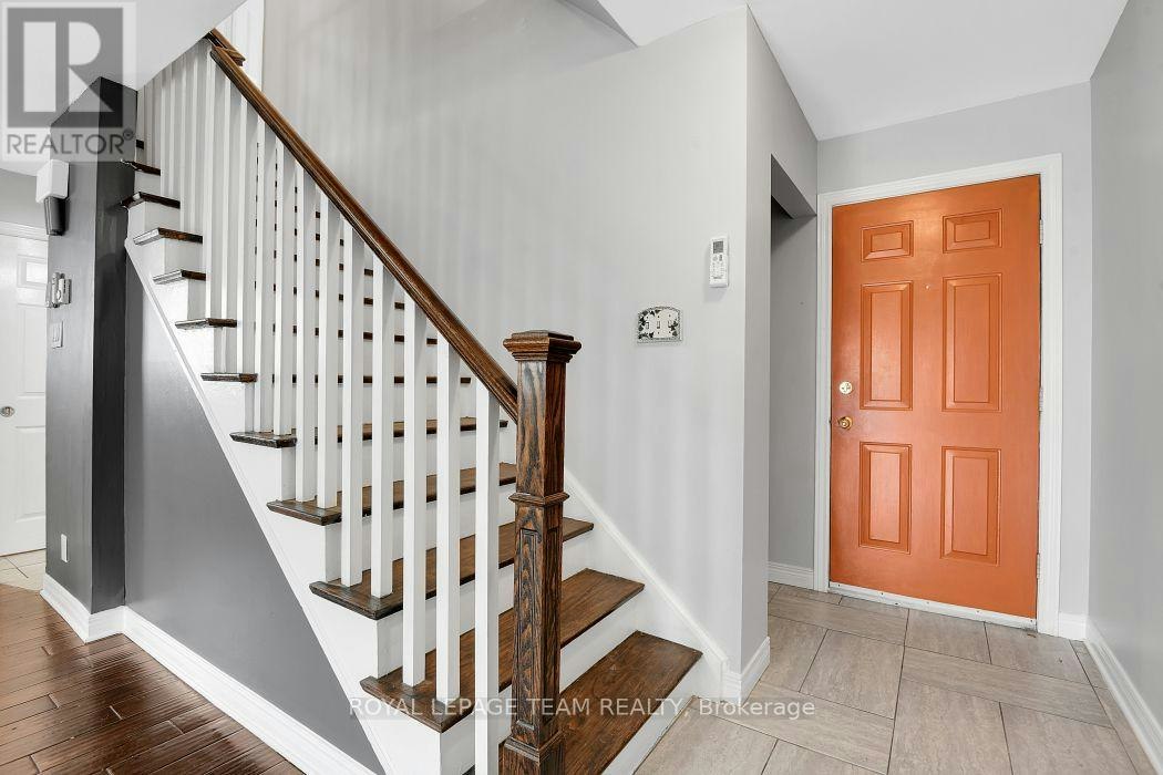 87 Grady Crescent, Ottawa, ON, K2H 5S2 - 5