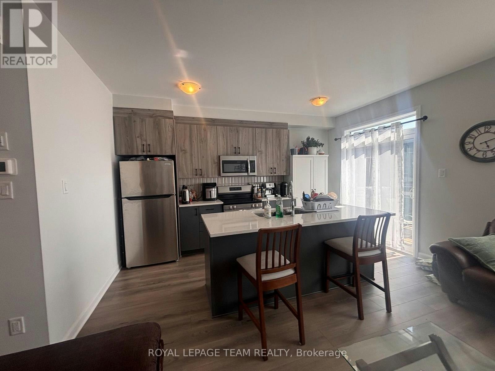 808 Glissade Grove, Ottawa, ON, K4A 5M6 - 6