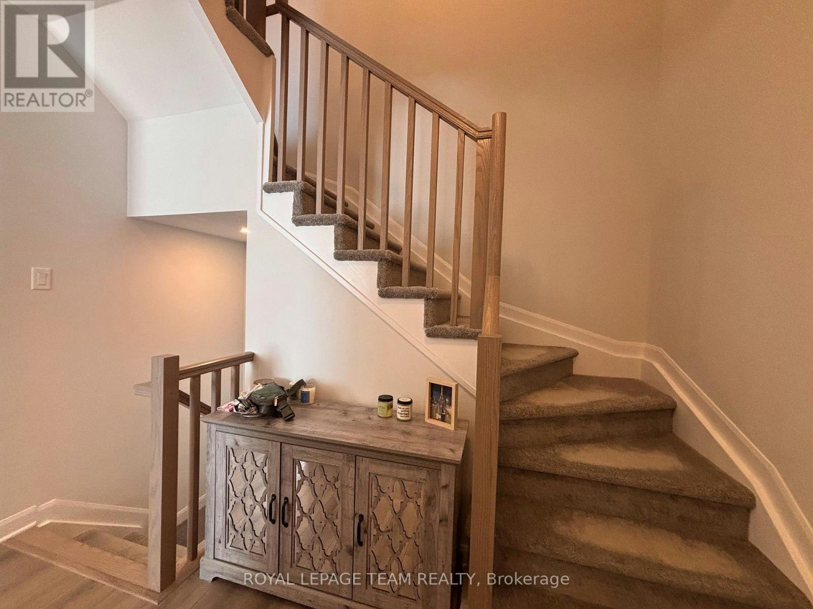 808 Glissade Grove, Ottawa, ON, K4A 5M6 - 10