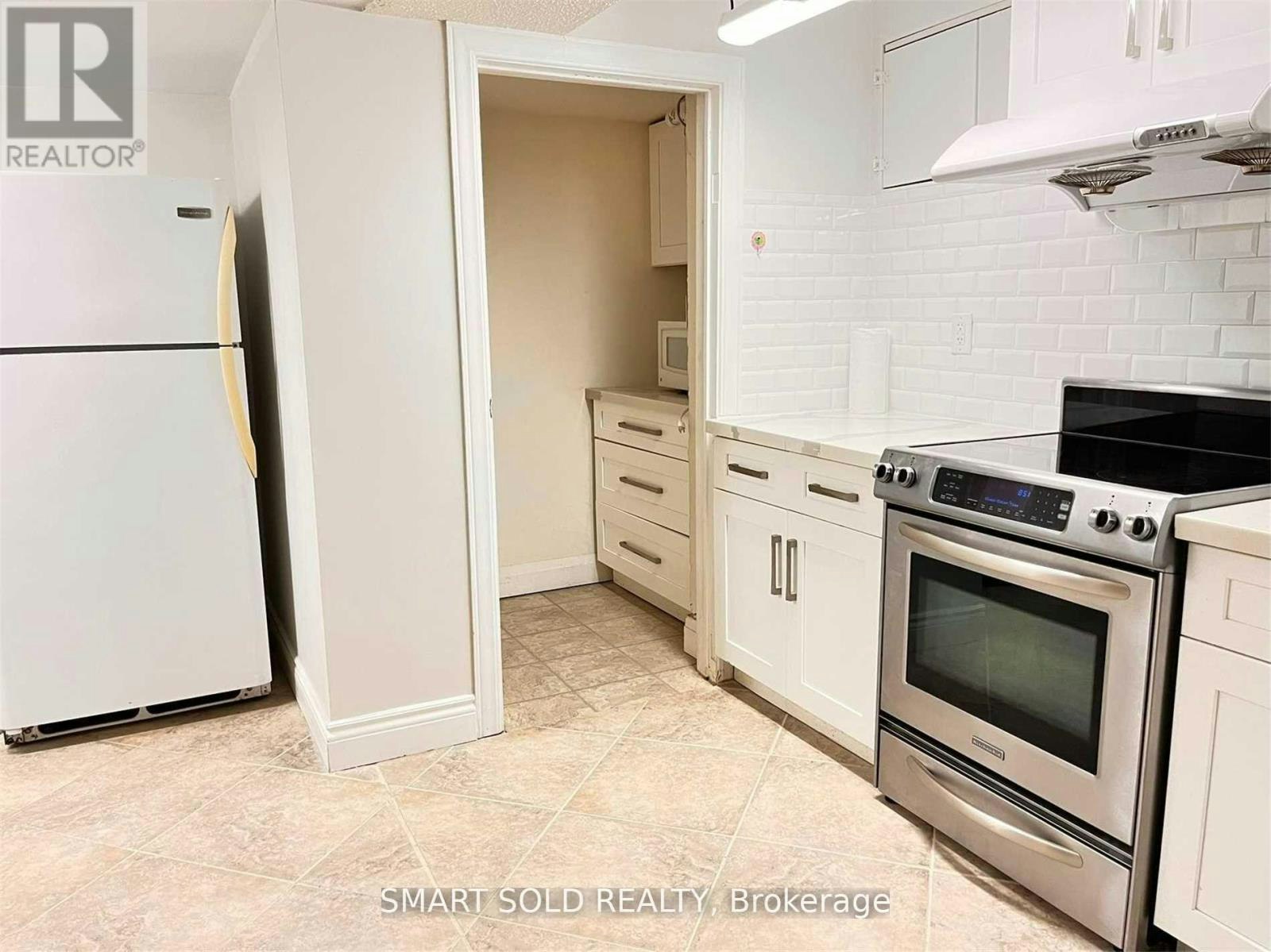 BSMT-34 Chapeltown Crescent, Toronto, ON, M1W 3A7 - 2
