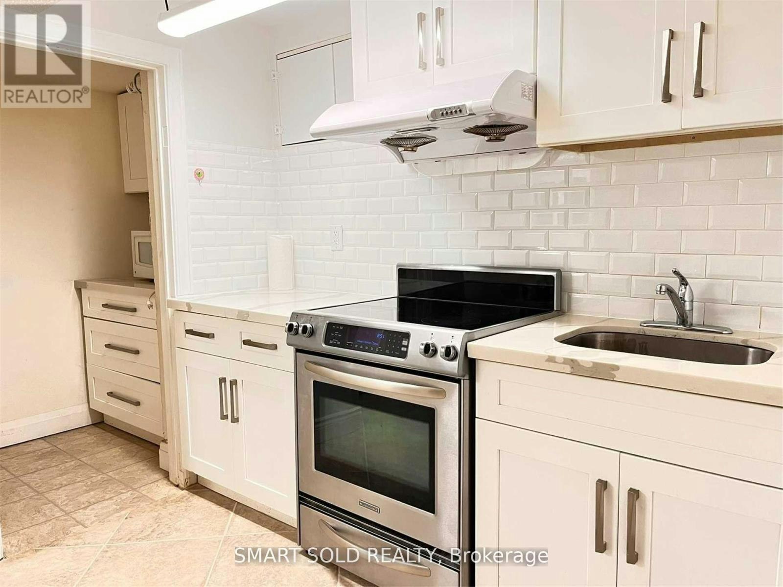 BSMT-34 Chapeltown Crescent, Toronto, ON, M1W 3A7 - 3