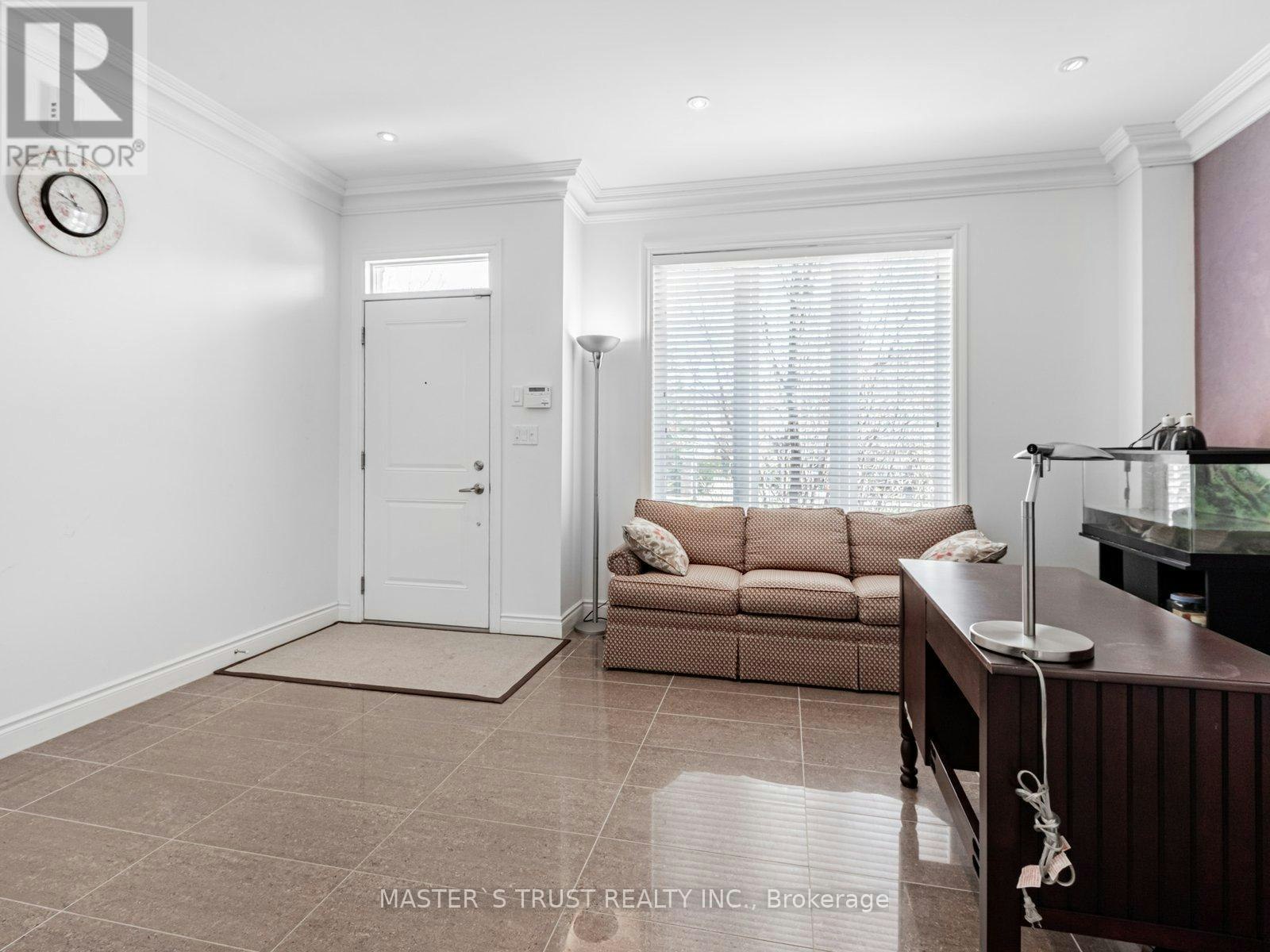 TH27-271 Park Road SOUTH, Markham, ON, L3T 0B6 - 2