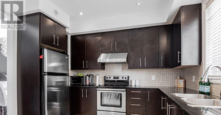 TH27-271 Park Road SOUTH, Markham, ON, L3T 0B6 - 8