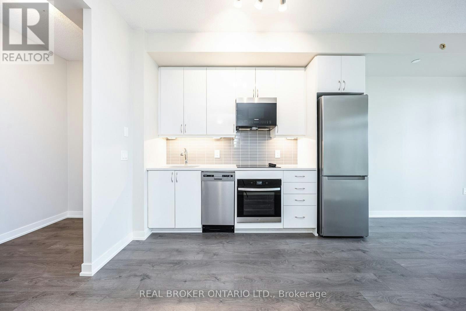 1707-38 Annie Craig Drive, Toronto, ON, M8V 0G9 - 2