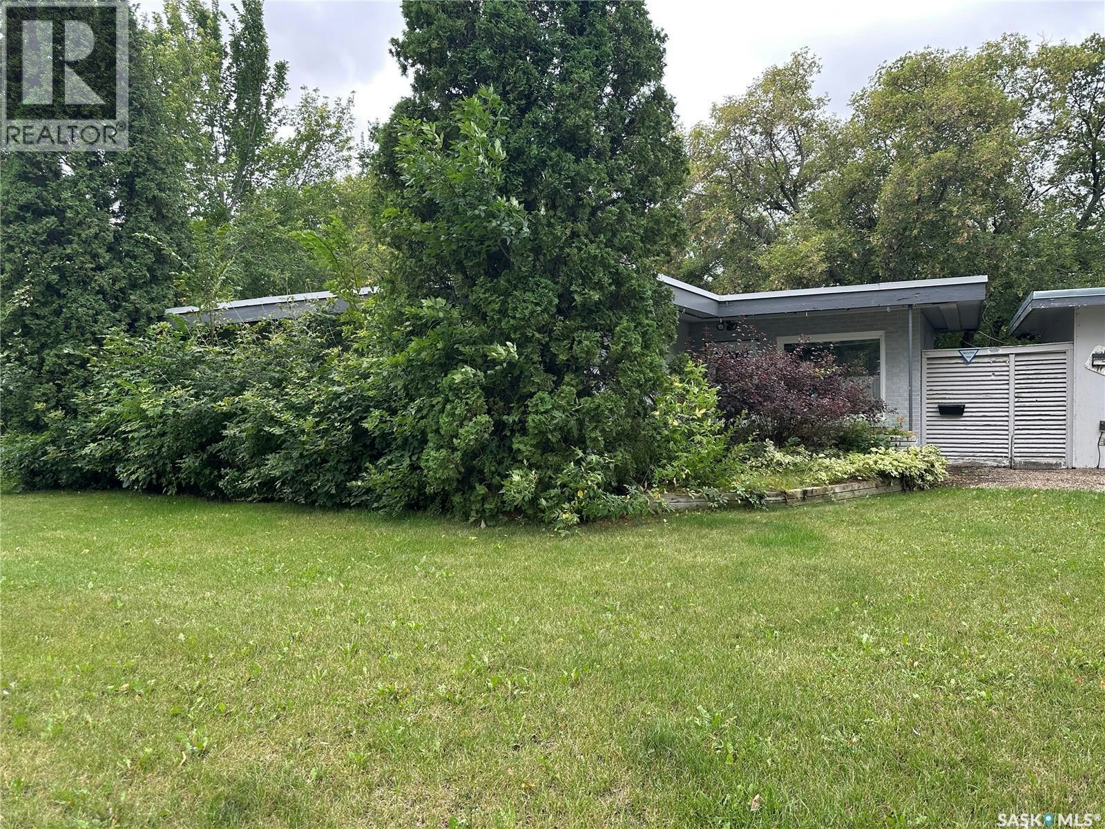 515 9th Street NE, Weyburn, SK, S4H 1G2