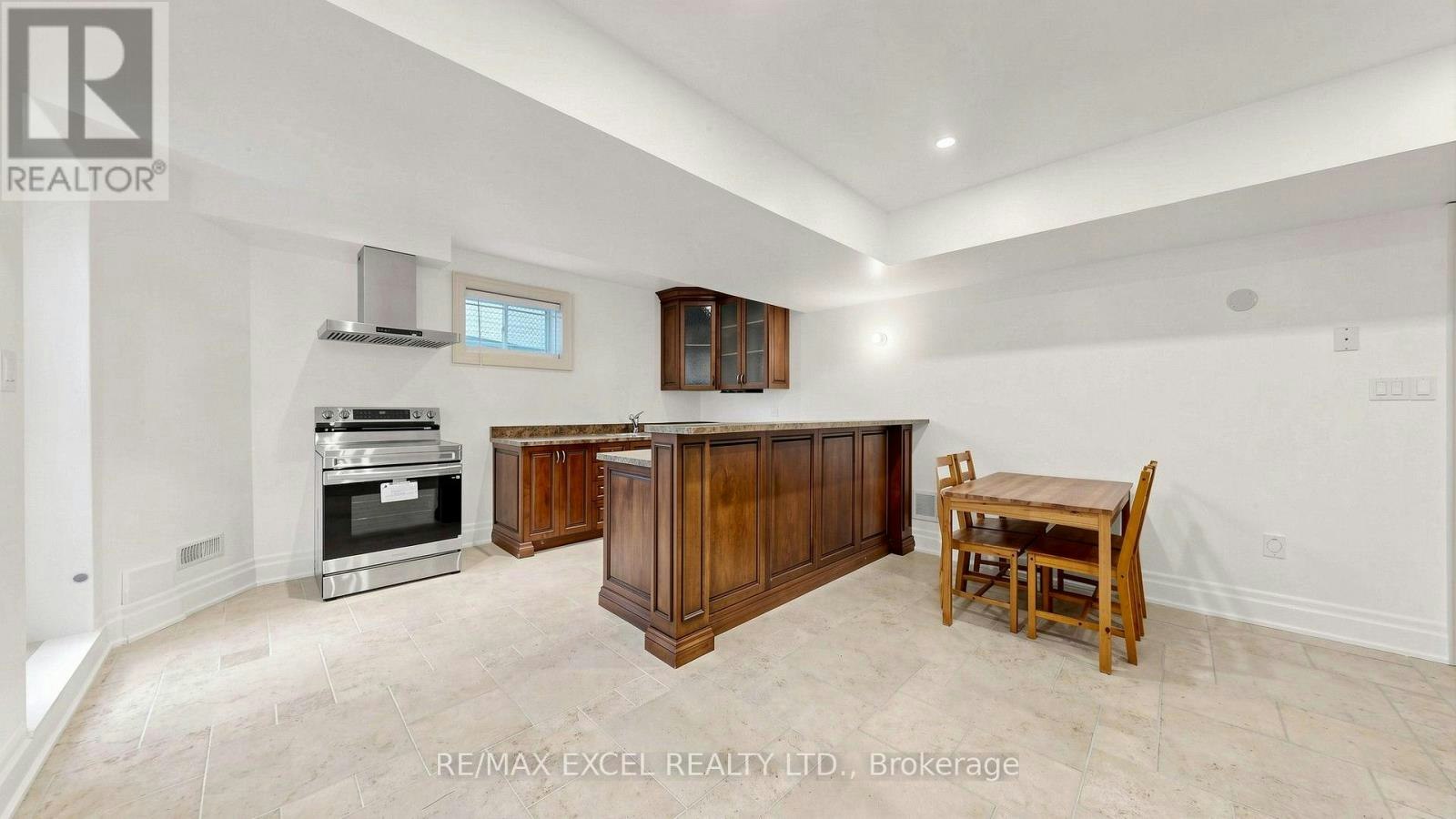 BSMT-38 May Avenue, Richmond Hill, ON, L4C 3S6 - 8