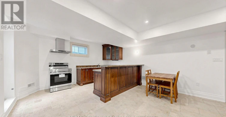 BSMT-38 May Avenue, Richmond Hill, ON, L4C 3S6 - 8