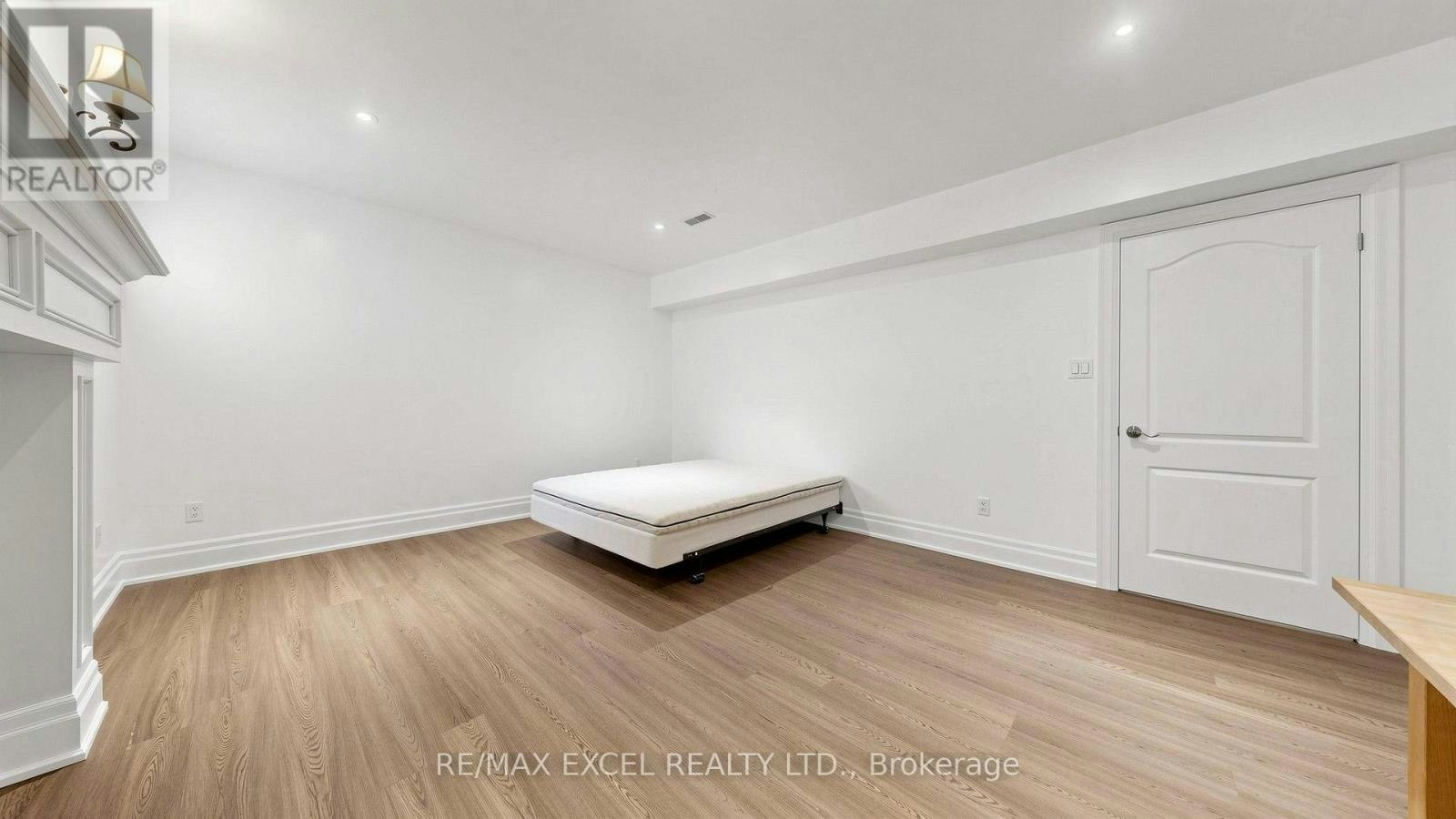 BSMT-38 May Avenue, Richmond Hill, ON, L4C 3S6 - 21
