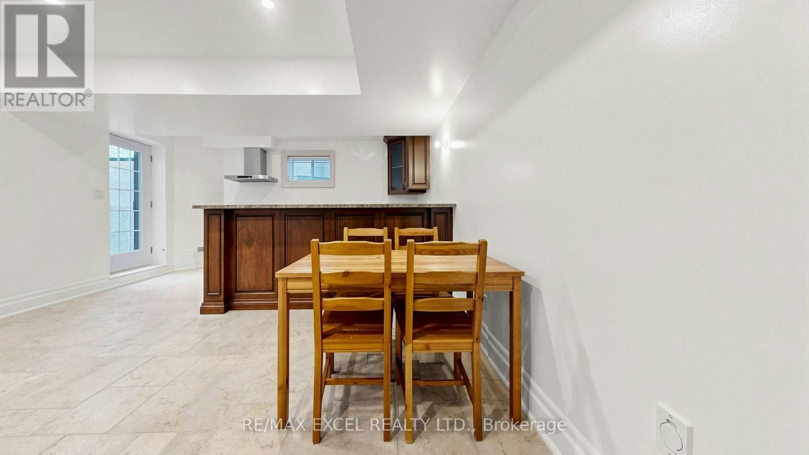 BSMT-38 May Avenue, Richmond Hill, ON, L4C 3S6 - 11
