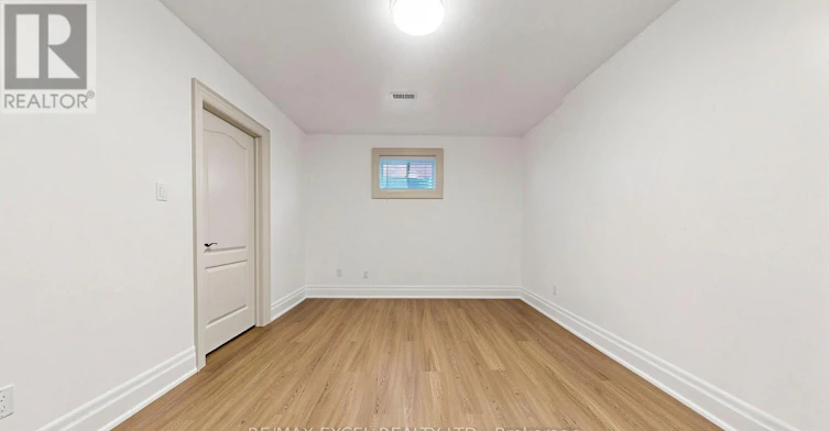 BSMT-38 May Avenue, Richmond Hill, ON, L4C 3S6 - 24