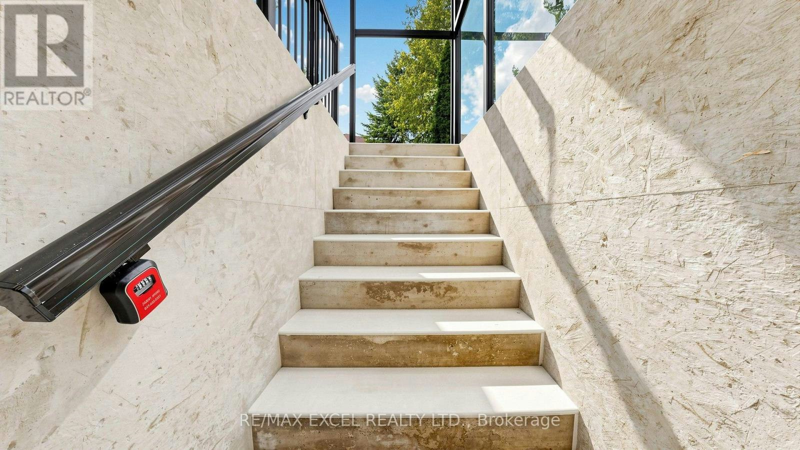 BSMT-38 May Avenue, Richmond Hill, ON, L4C 3S6 - 34