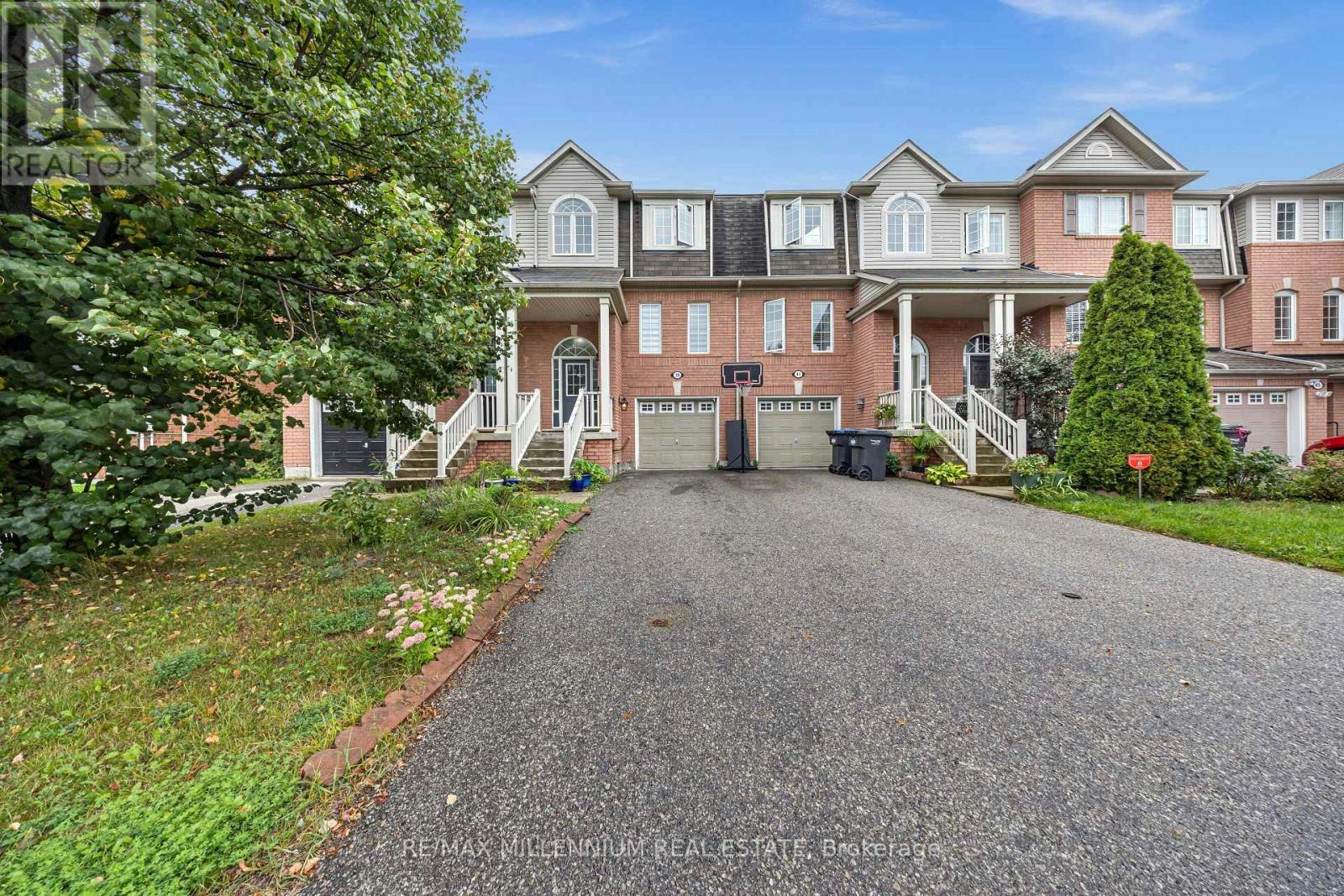 39 Decker Hollow Circle, Brampton, ON, L6X 0K9
