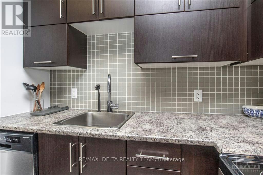 810-179 Metcalfe Street, Ottawa, ON, K2P 0W1 - 14