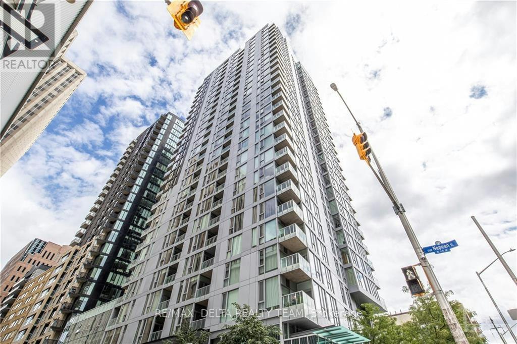 810-179 Metcalfe Street, Ottawa, ON, K2P 0W1 - 3