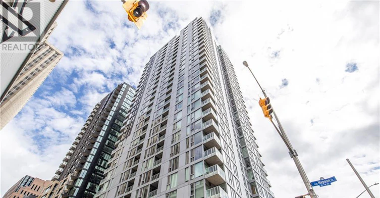 810-179 Metcalfe Street, Ottawa, ON, K2P 0W1 - 3