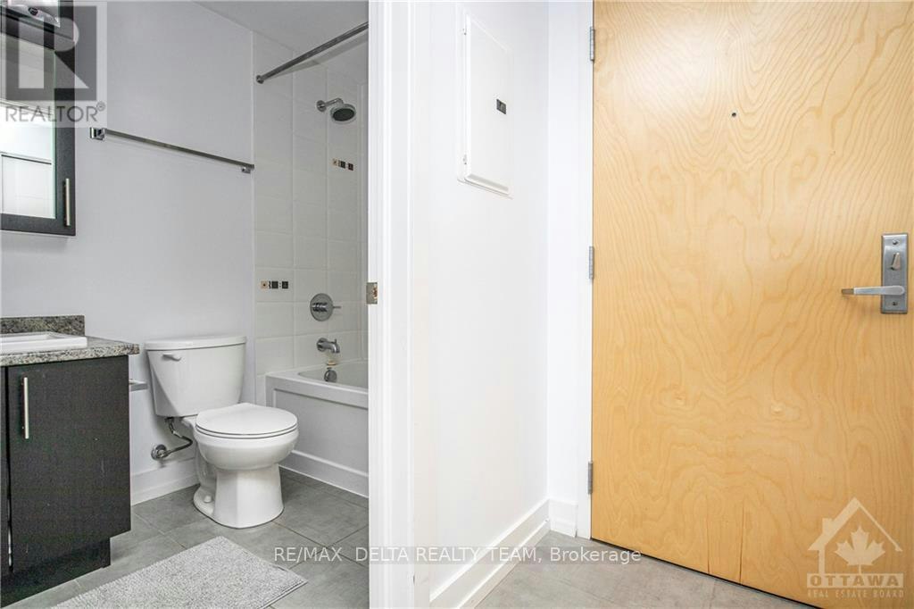 810-179 Metcalfe Street, Ottawa, ON, K2P 0W1 - 23
