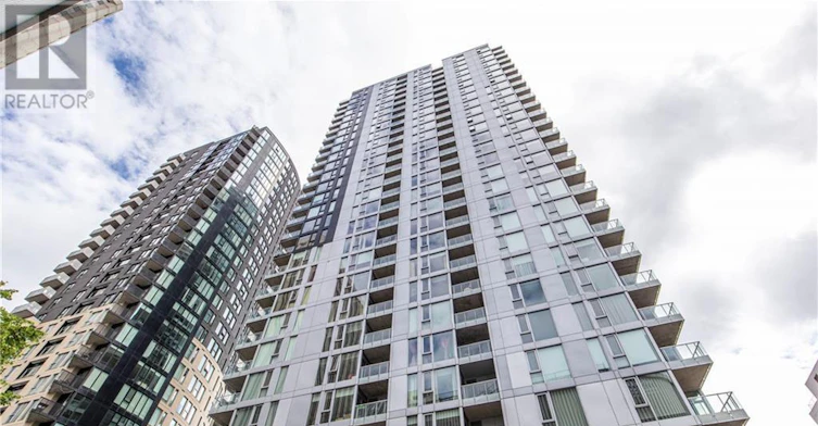 810-179 Metcalfe Street, Ottawa, ON, K2P 0W1