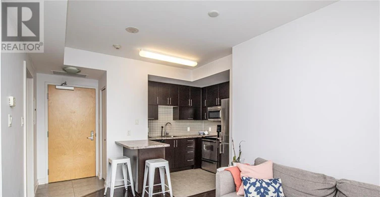 810-179 Metcalfe Street, Ottawa, ON, K2P 0W1 - 8