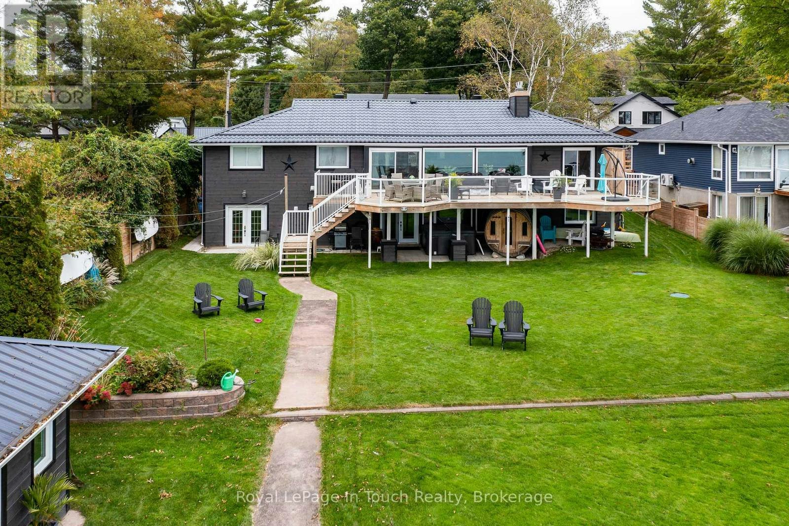 8 Tiny Beaches Road S, Tiny, ON, L0L 2J0