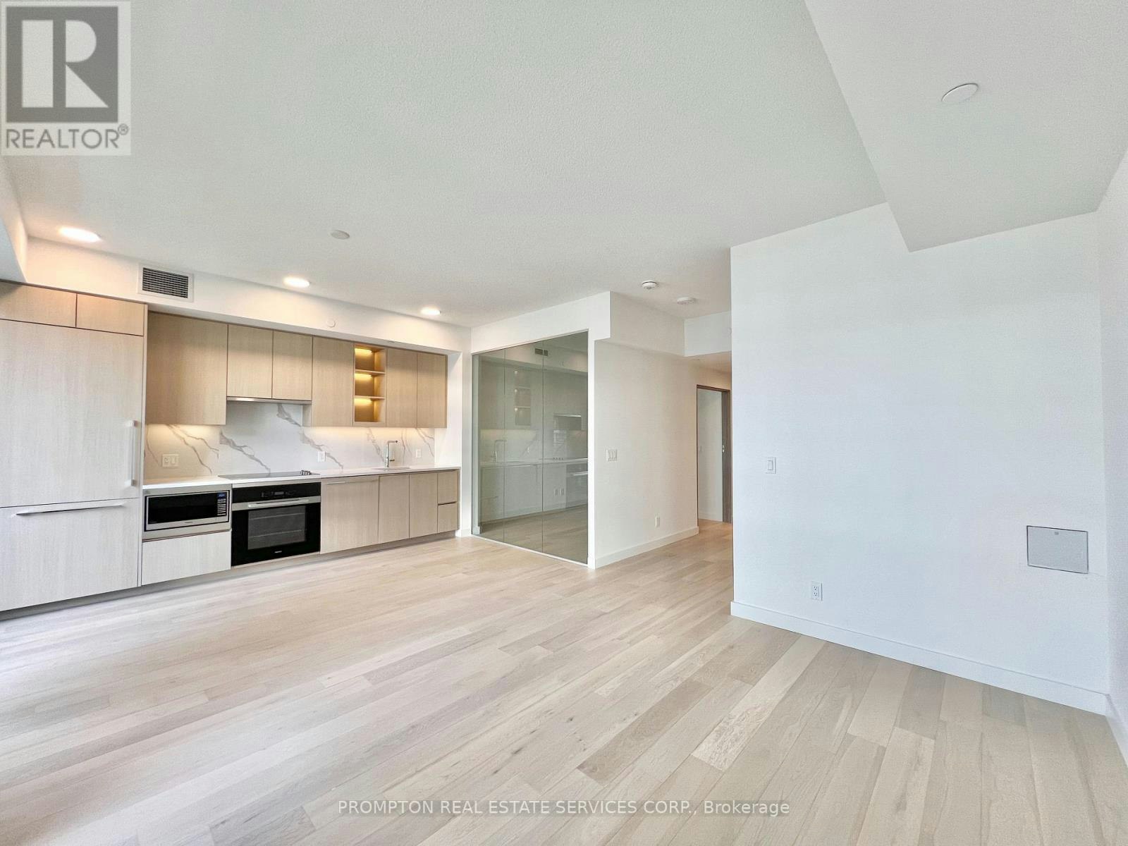 V316-27 Mcmahon Drive, Toronto, ON, M2K 0J2 - 4