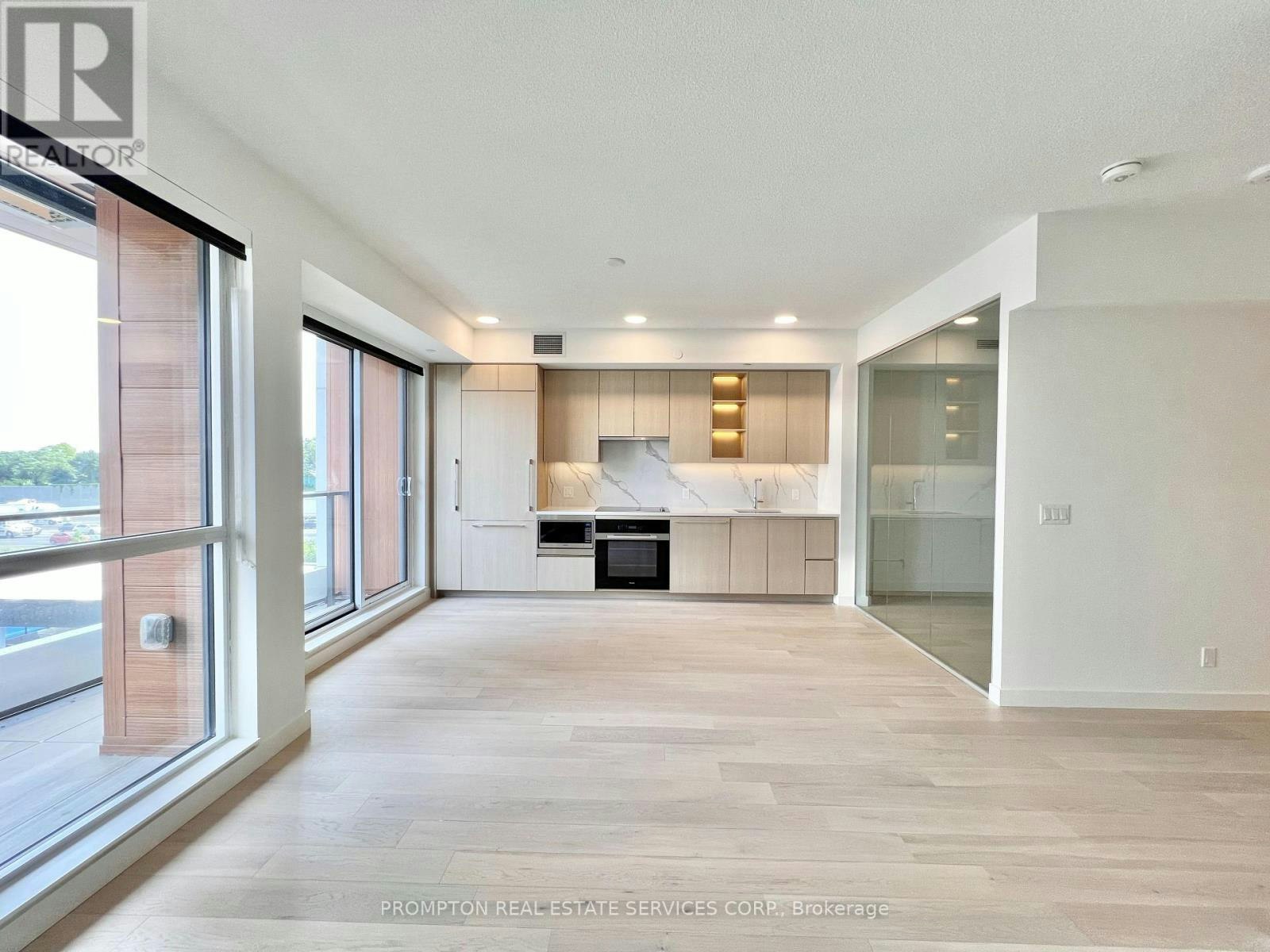 V316-27 Mcmahon Drive, Toronto, ON, M2K 0J2 - 5