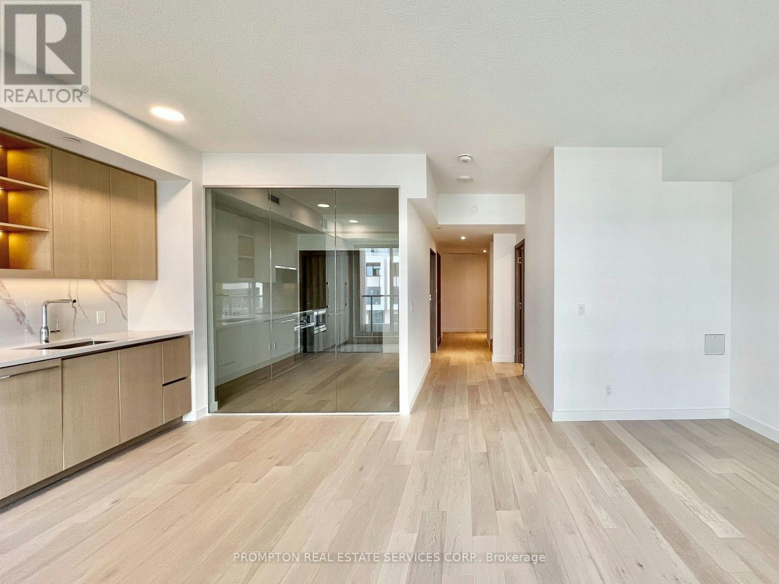 V316-27 Mcmahon Drive, Toronto, ON, M2K 0J2 - 9