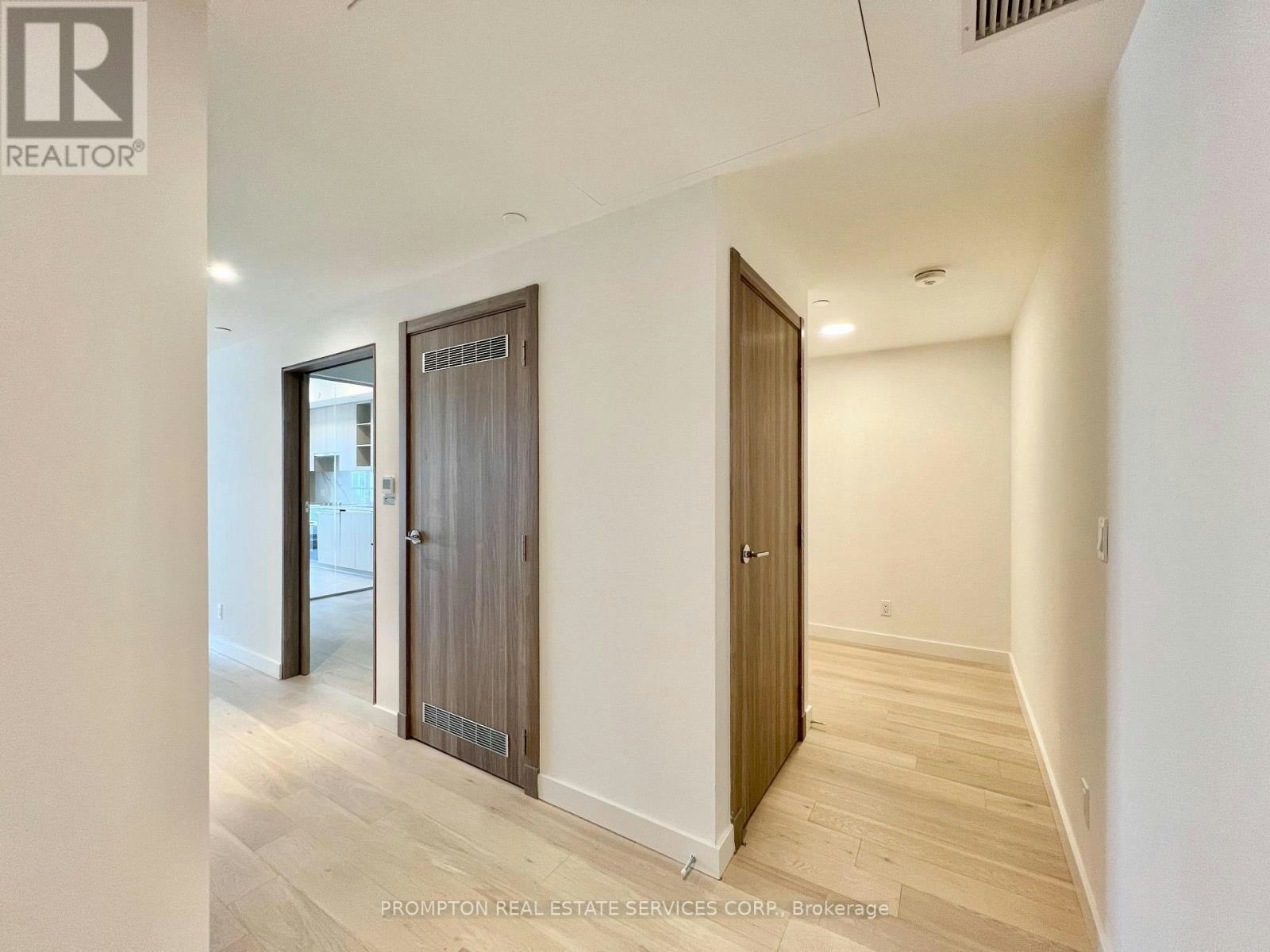 V316-27 Mcmahon Drive, Toronto, ON, M2K 0J2 - 30