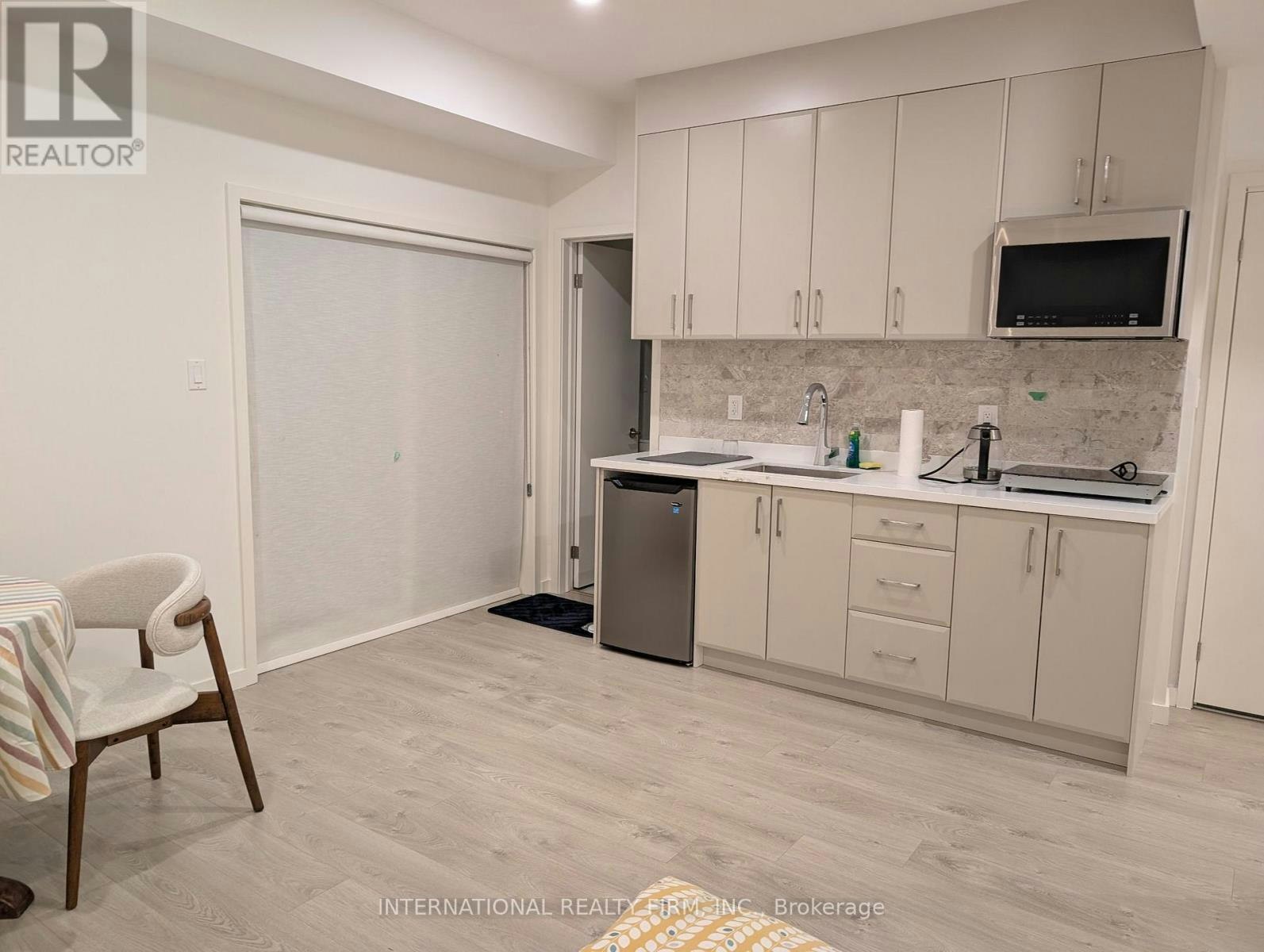 BSMT-42 Genuine Lane, Richmond Hill, ON, L4B 0E5 - 3