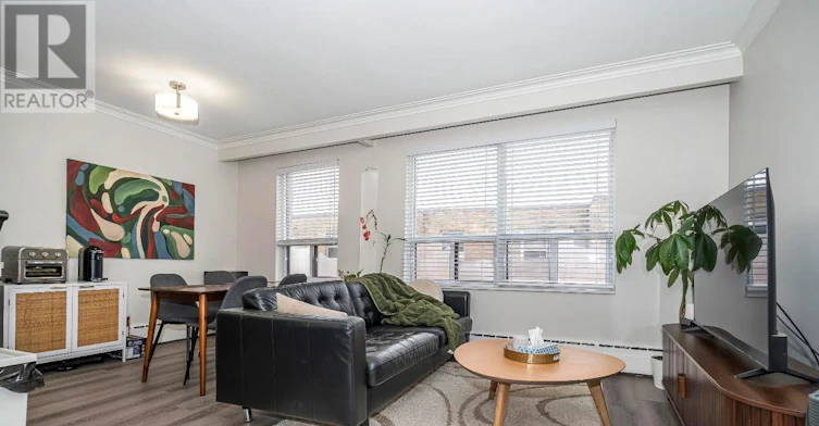 11-2637 Keele Street, Toronto, ON, M6L 2P2