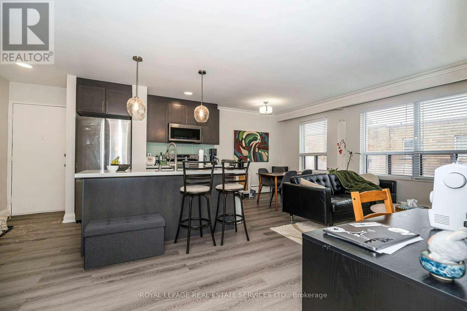 11-2637 Keele Street, Toronto, ON, M6L 2P2 - 11