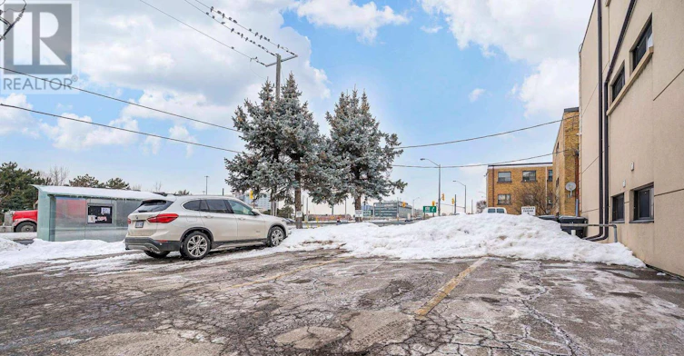 11-2637 Keele Street, Toronto, ON, M6L 2P2 - 24